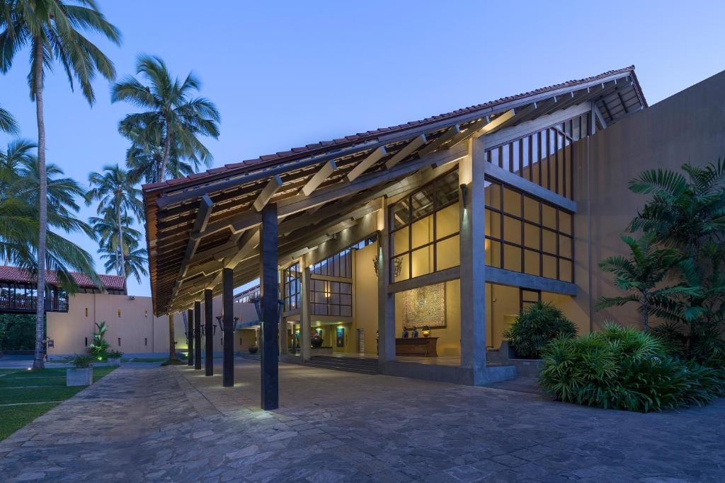 هتل آنانتارا کالوتارا ریزورت